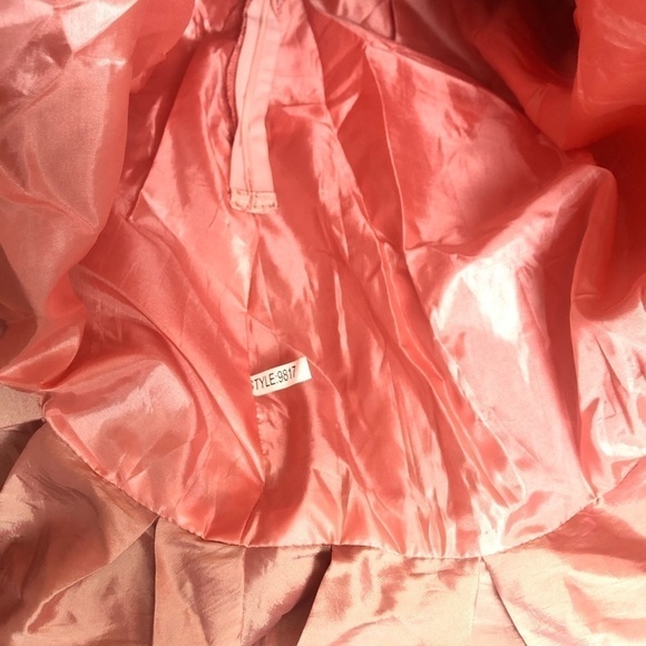ROMEO & Juliet Couture Nude Pink Bubble Dress Size M Brand New - Picture 8 of 12